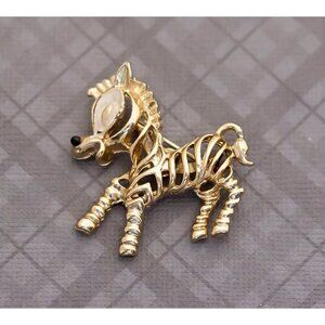 Vintage Gold Tone Abstract Pony Brooch G28